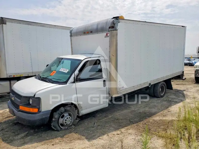 2014 Chevrolet Express фото