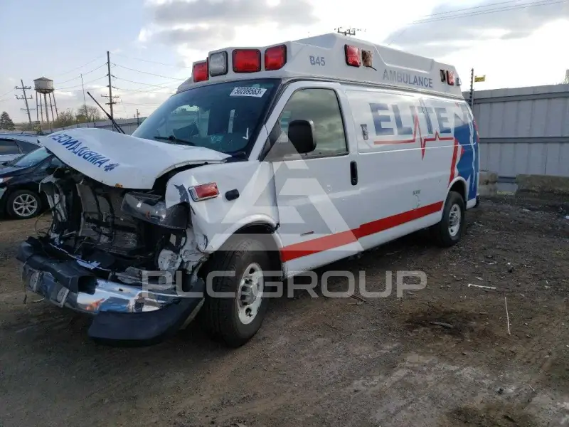 2014 Chevrolet Express photo