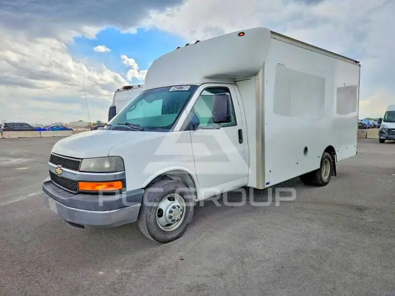 2014 Chevrolet Express фото