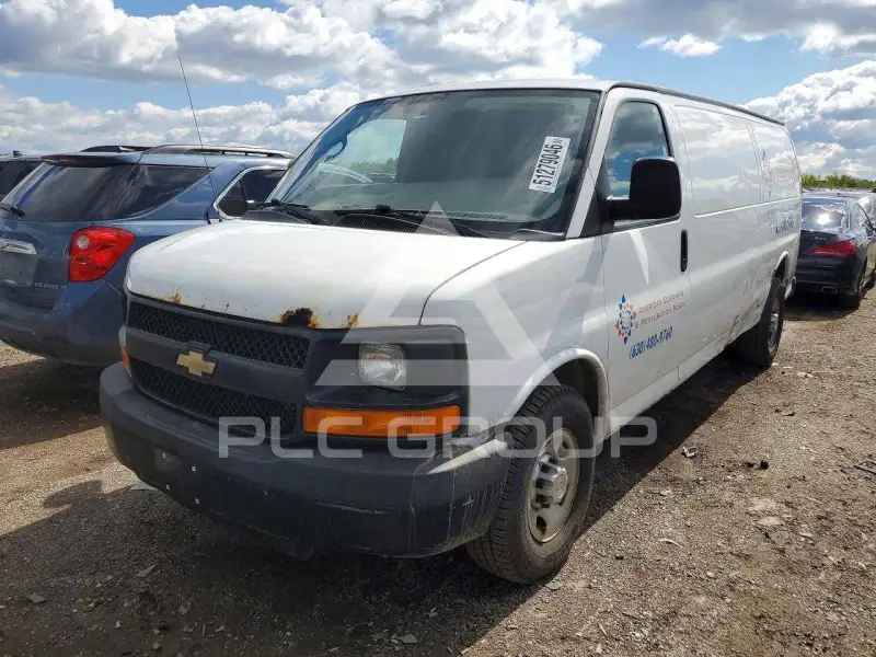 2014 Chevrolet Express photo