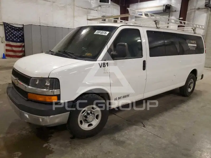 2014 Chevrolet Express фото