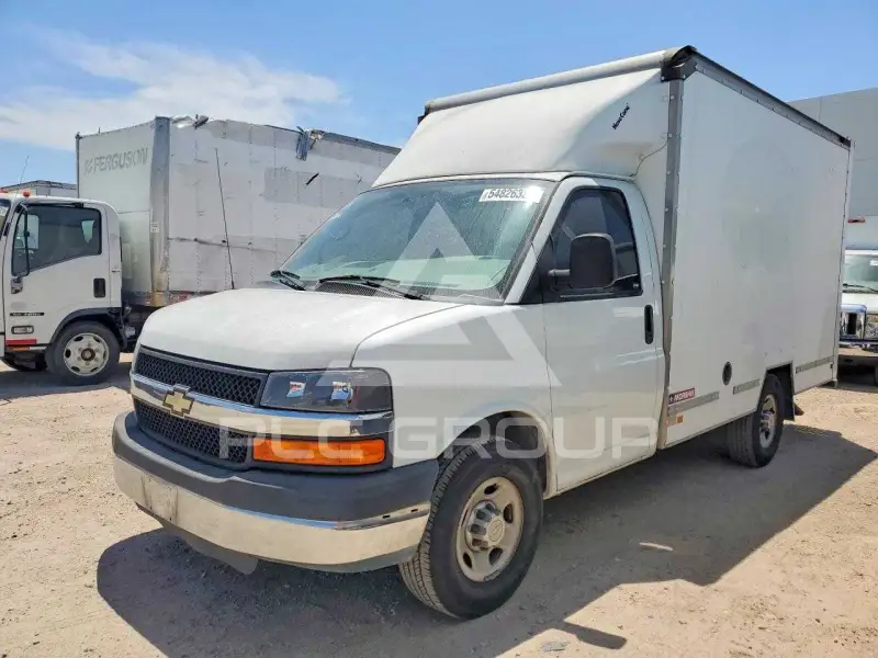 2014 Chevrolet Express фото