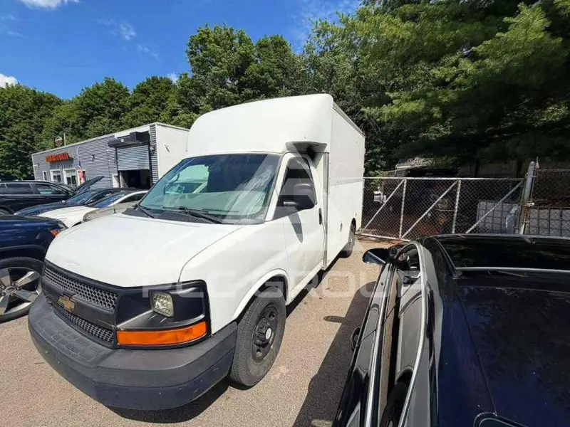 2014 Chevrolet Express фото