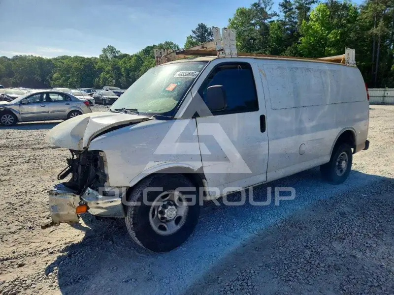 2014 Chevrolet Express фото