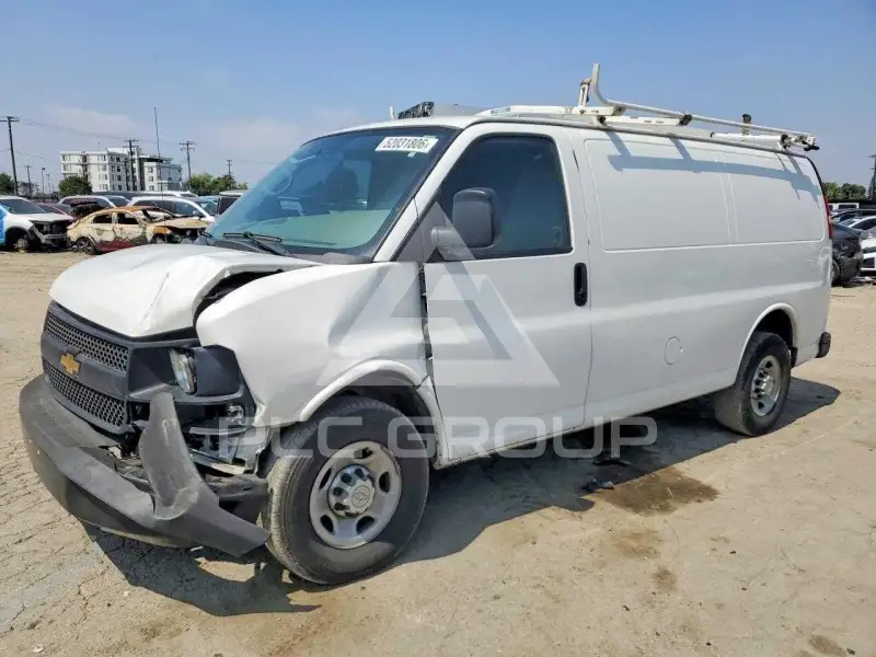 2014 Chevrolet Express photo