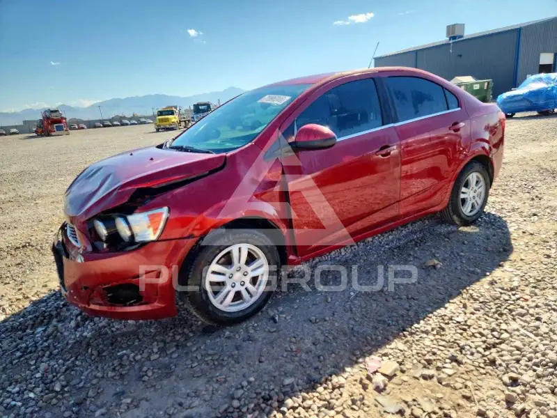 2014 Chevrolet Sonic photo