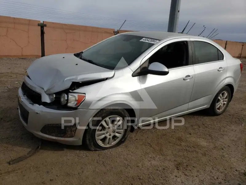 2014 Chevrolet Sonic фото