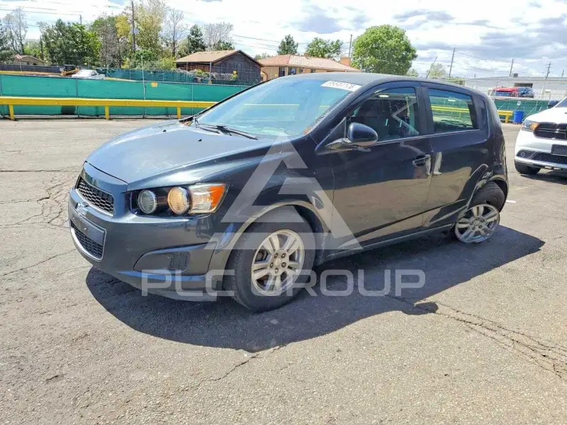 2014 Chevrolet Sonic фото
