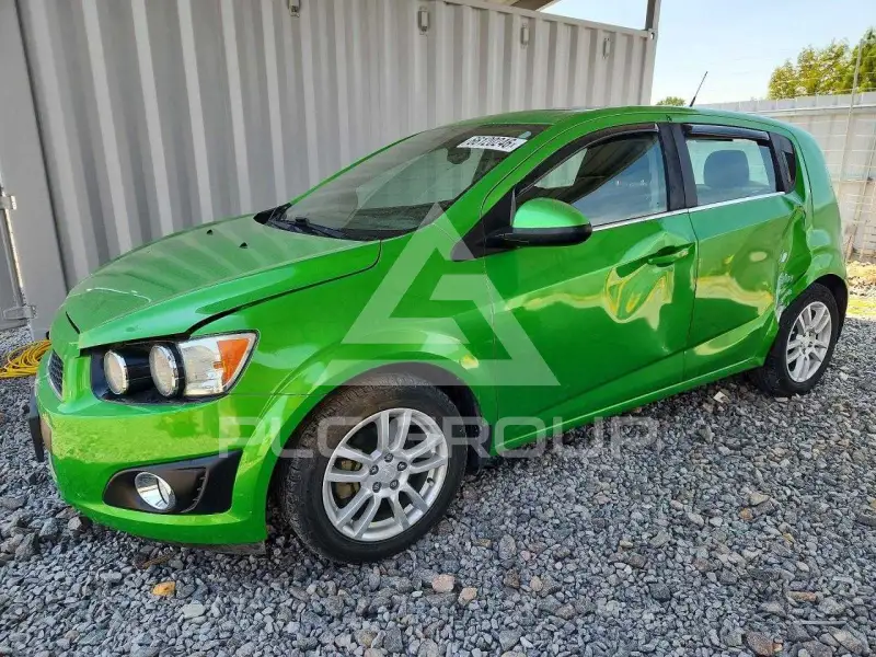 2014 Chevrolet Sonic photo