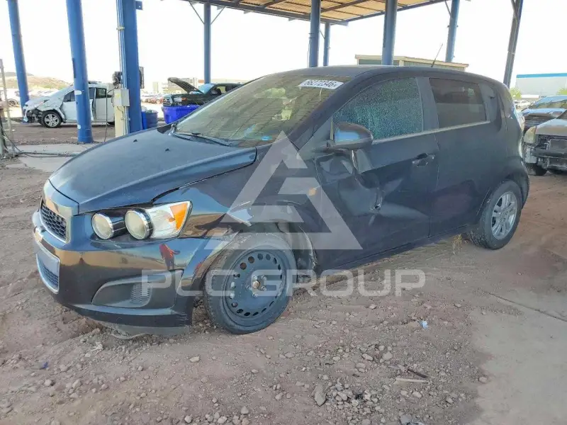 2014 Chevrolet Sonic фото