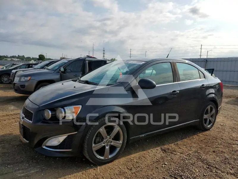 2014 Chevrolet Sonic photo