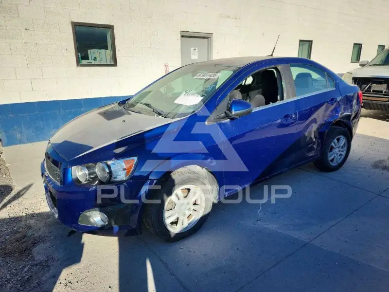 2014 Chevrolet Sonic фото