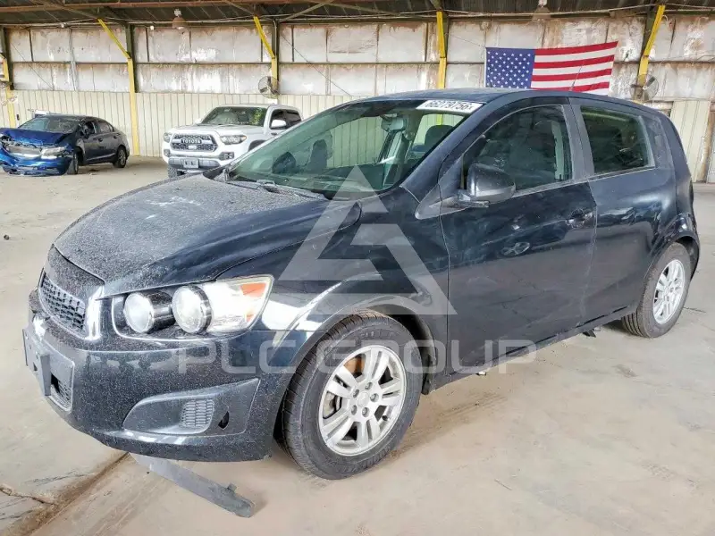 2014 Chevrolet Sonic photo