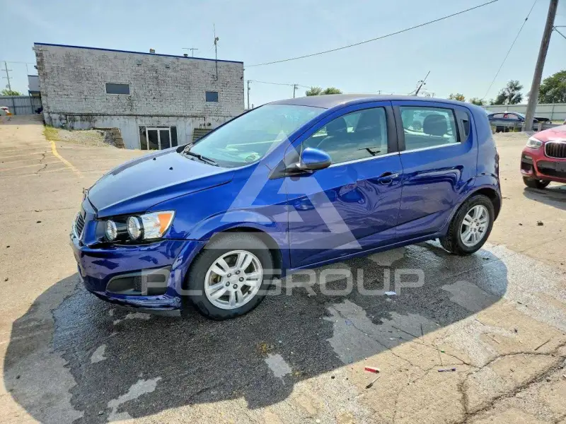 2014 Chevrolet Sonic photo
