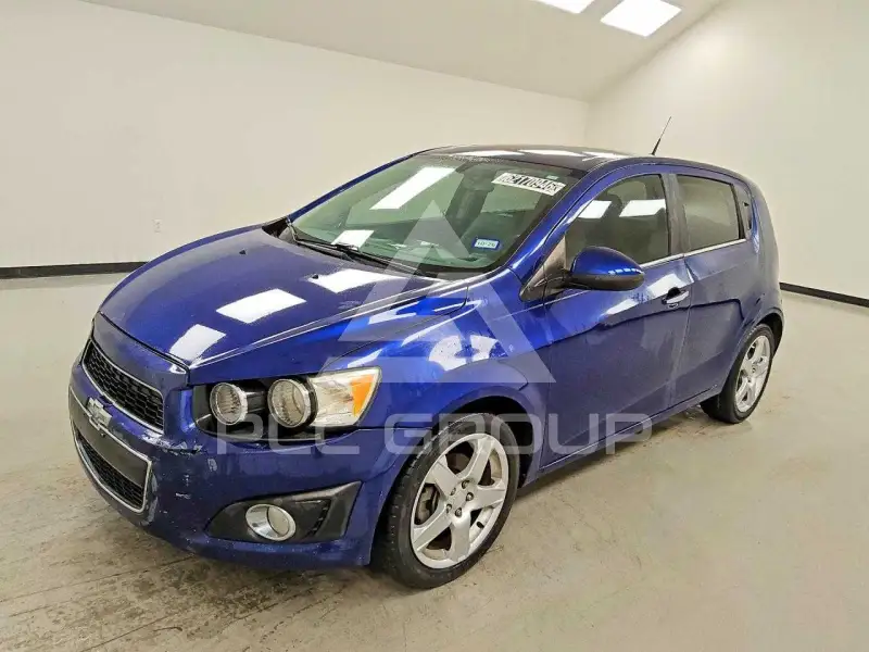 2014 Chevrolet Sonic фото