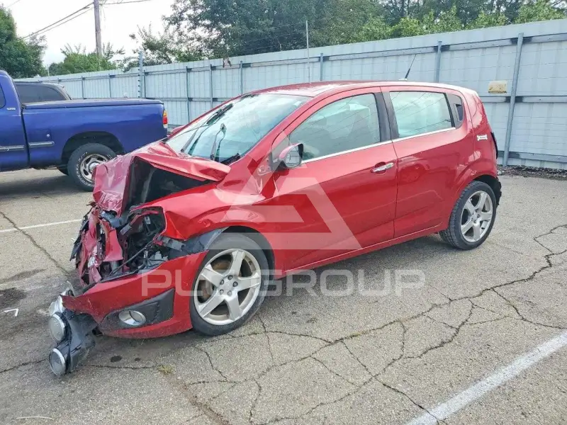 2014 Chevrolet Sonic photo