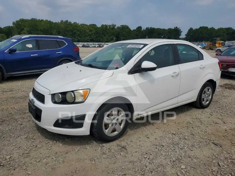2014 Chevrolet Sonic фото