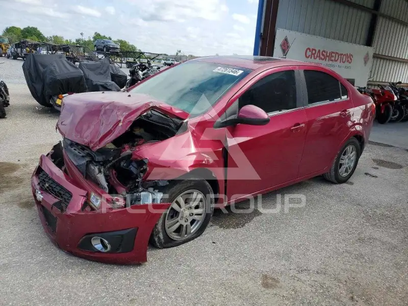 2014 Chevrolet Sonic photo