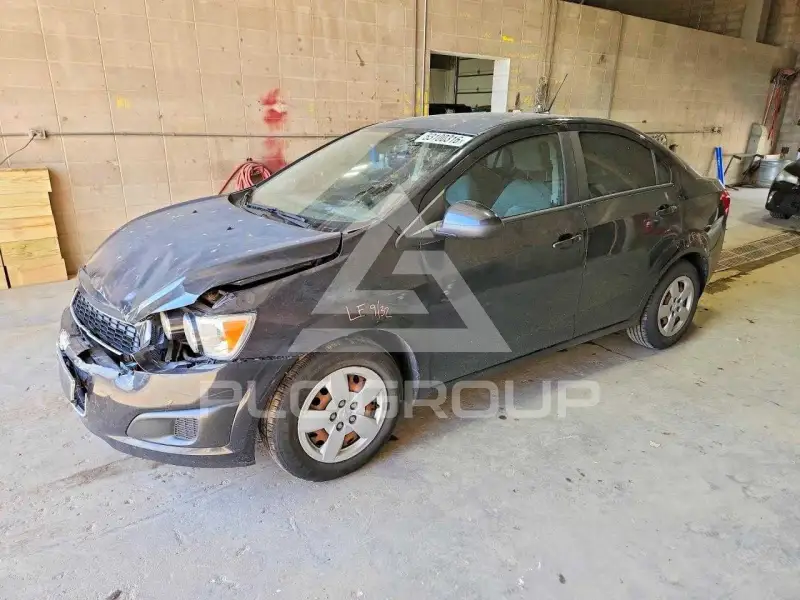 2014 Chevrolet Sonic фото