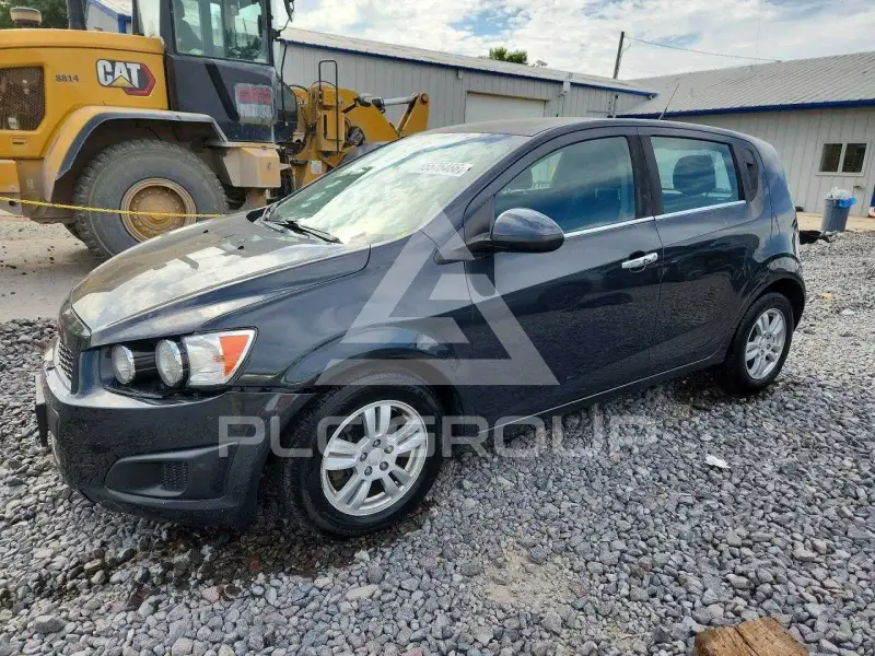2014 Chevrolet Sonic photo