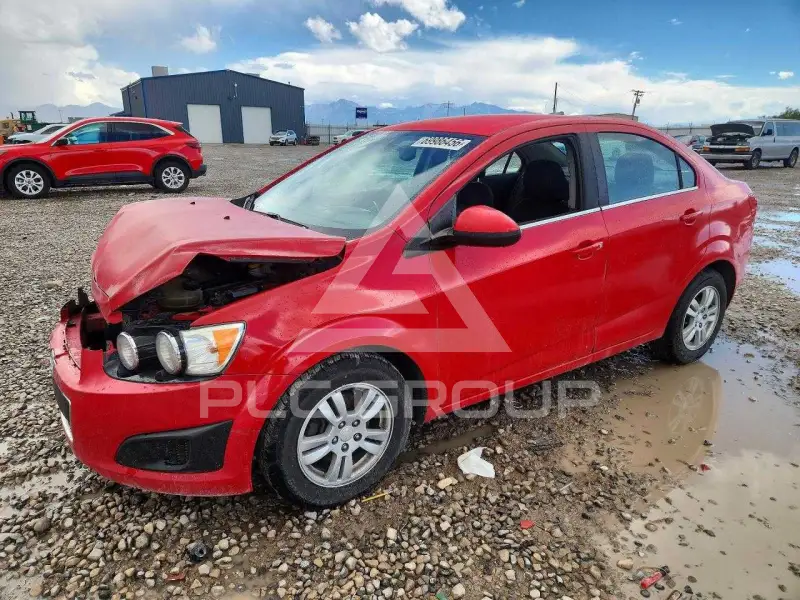 2014 Chevrolet Sonic фото