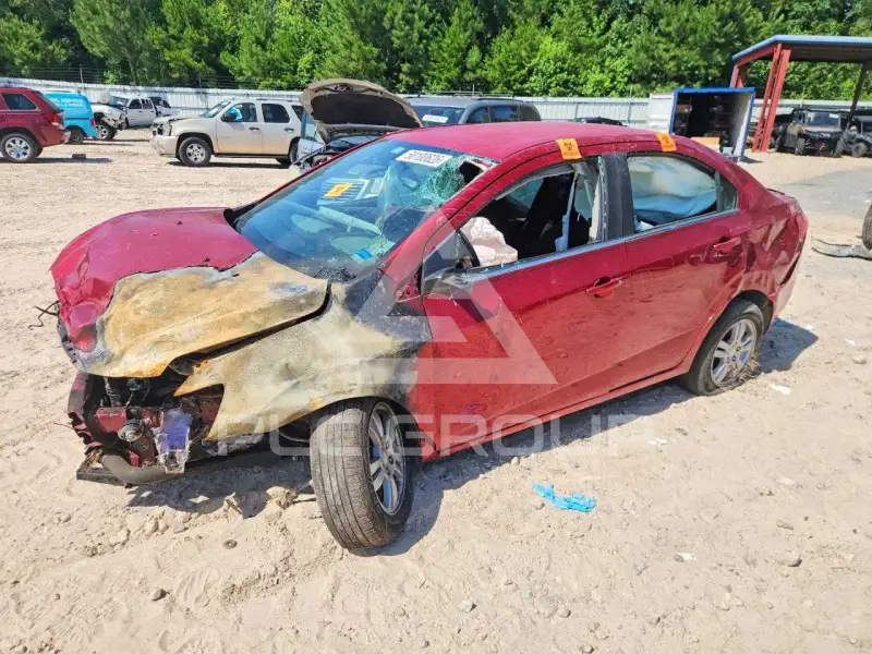 2014 Chevrolet Sonic photo