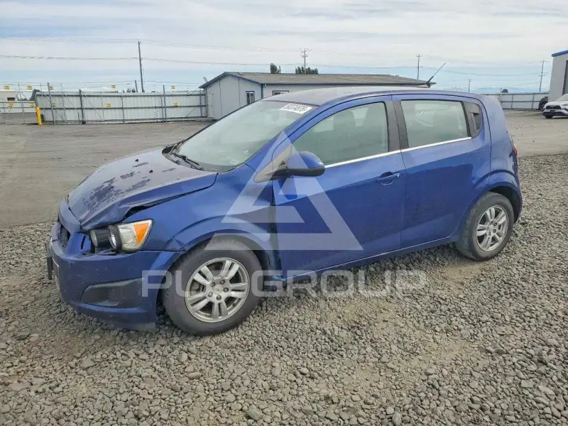 2014 Chevrolet Sonic фото