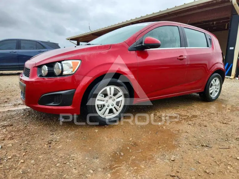 2014 Chevrolet Sonic photo