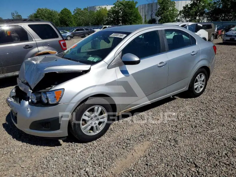 2014 Chevrolet Sonic photo