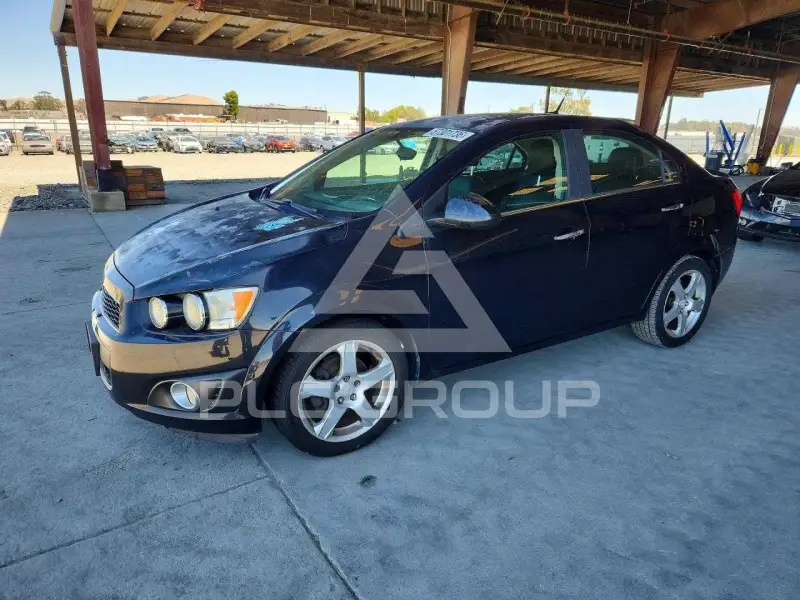 2014 Chevrolet Sonic photo