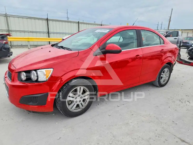 2014 Chevrolet Sonic фото