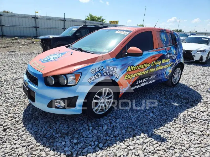 2014 Chevrolet Sonic photo