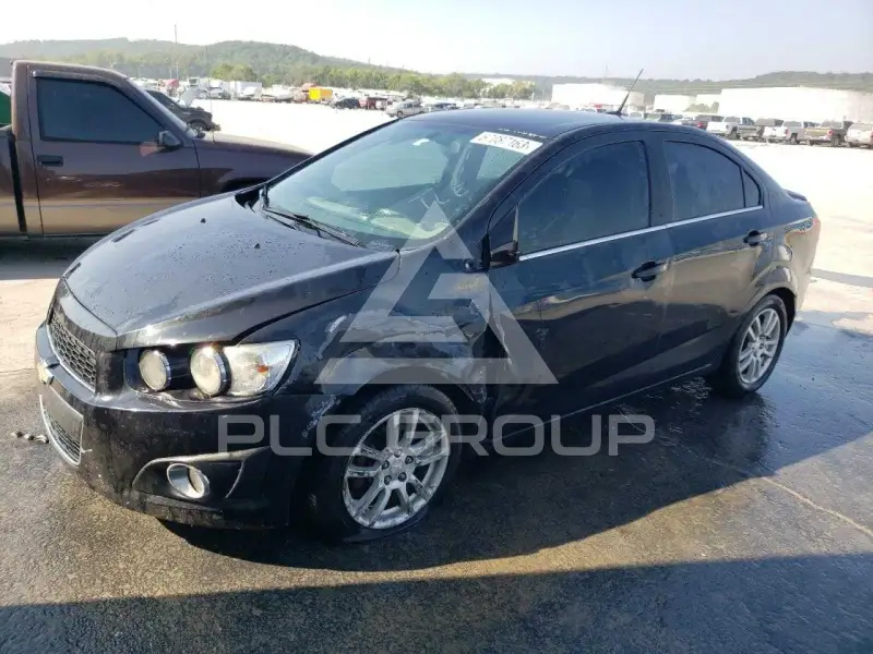 2014 Chevrolet Sonic photo