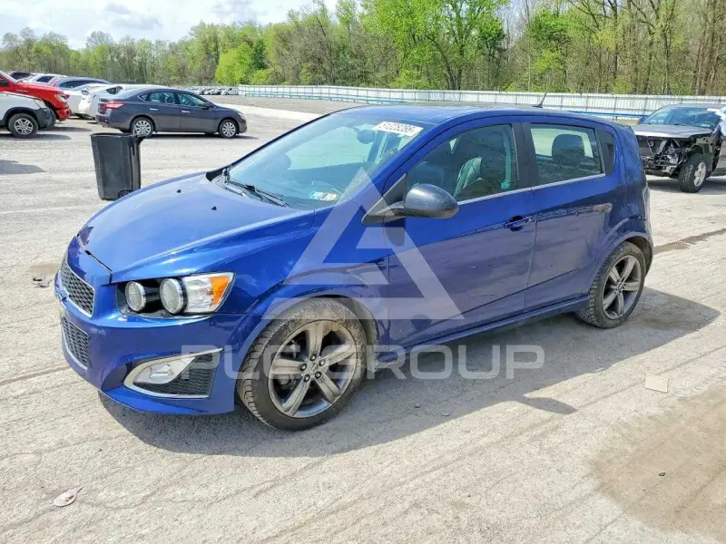 2014 Chevrolet Sonic photo