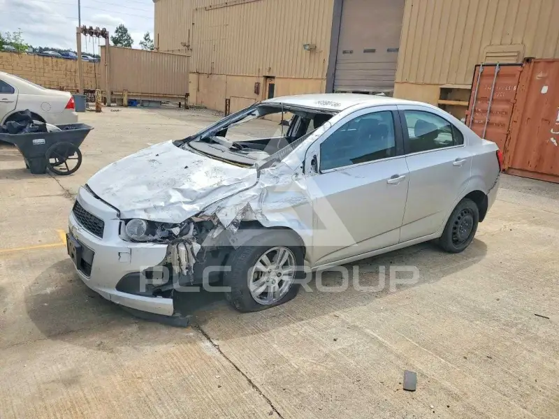 2014 Chevrolet Sonic photo