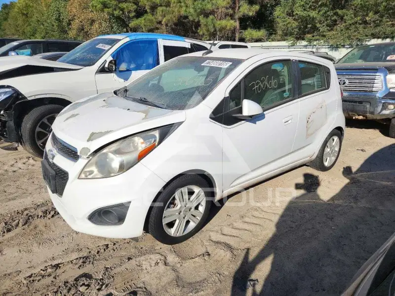 2014 Chevrolet Spark фото