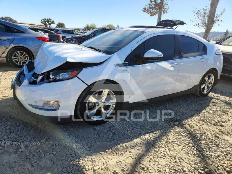 2014 Chevrolet Volt photo