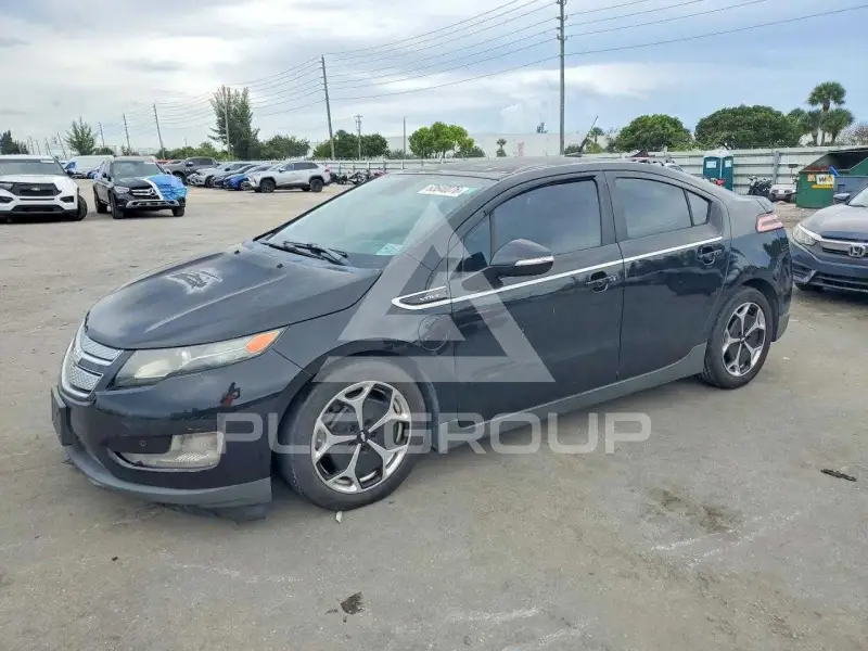 2014 Chevrolet Volt photo