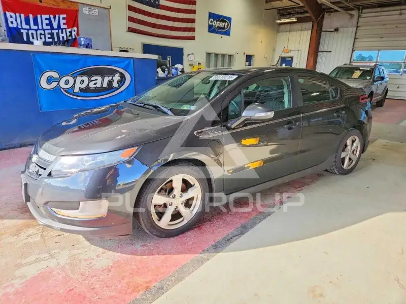 2014 Chevrolet Volt фото