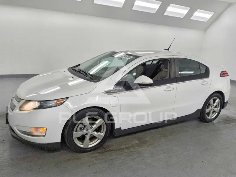 2014 Chevrolet Volt photo