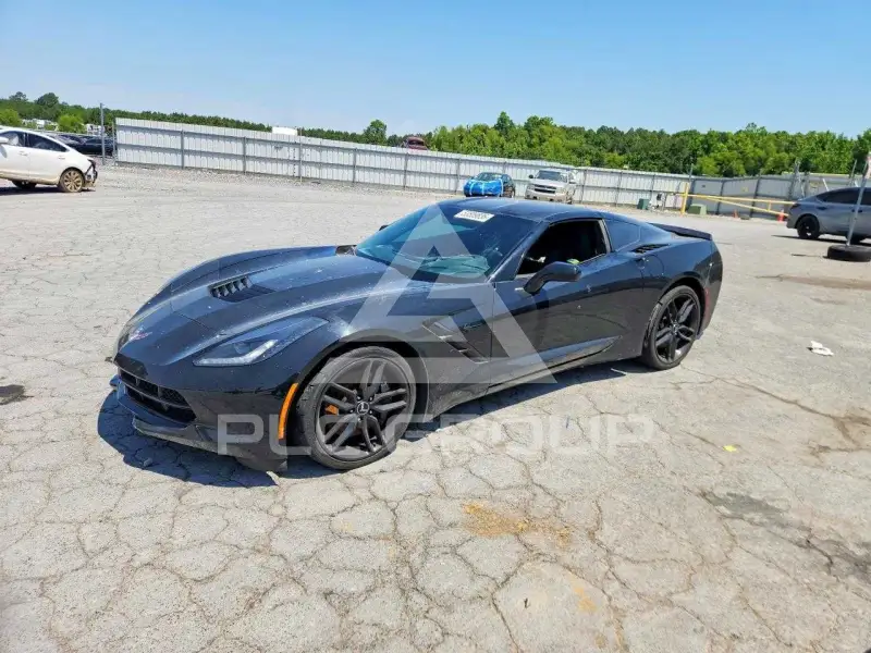 2014 Chevrolet Corvette photo