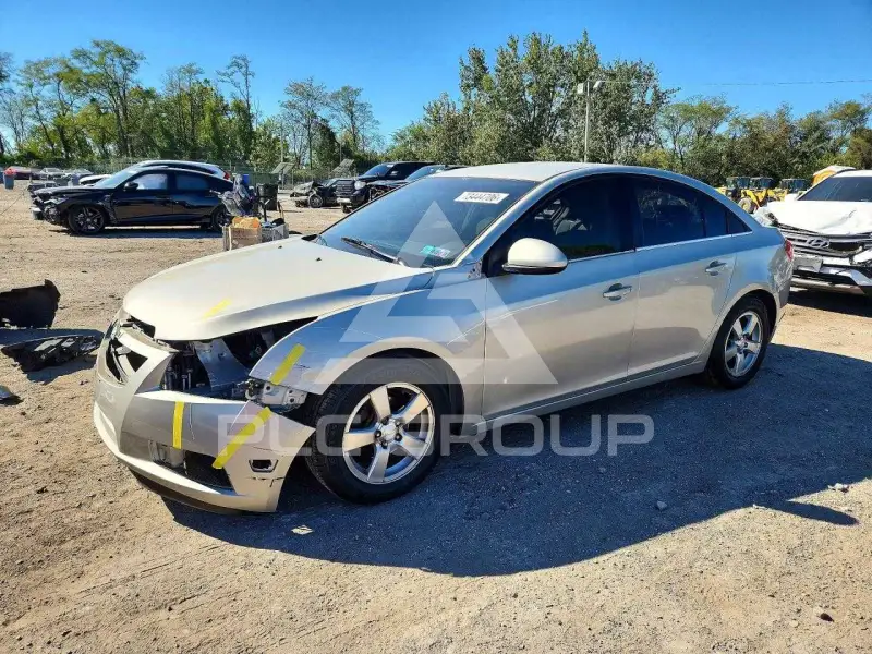 2014 Chevrolet Cruze фото