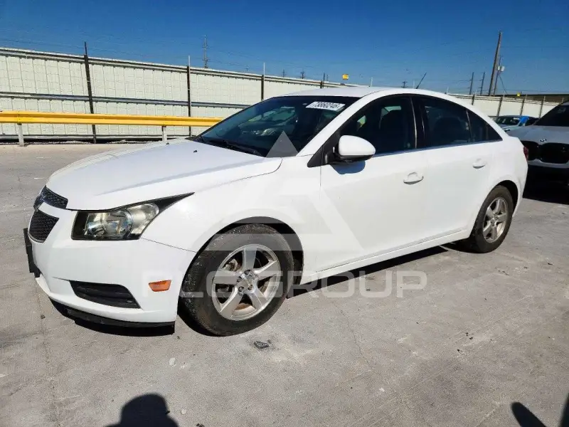2014 Chevrolet Cruze фото