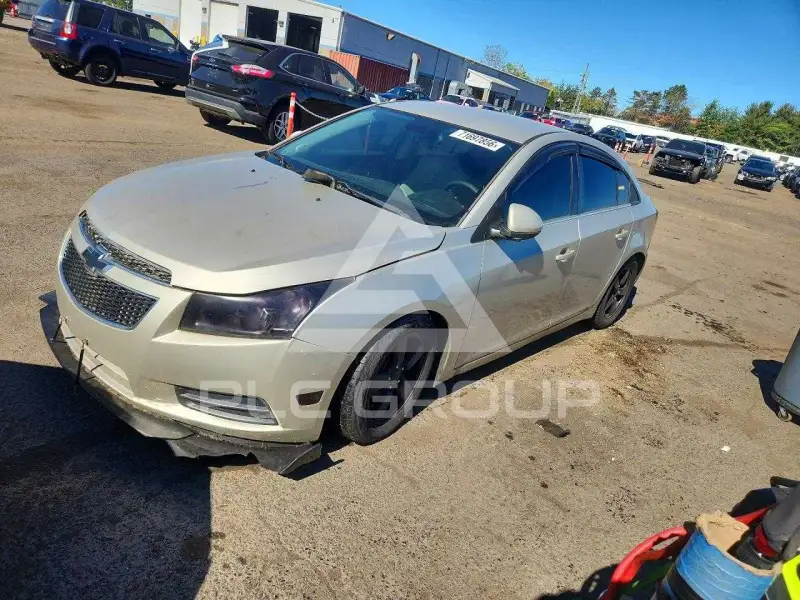 2014 Chevrolet Cruze фото