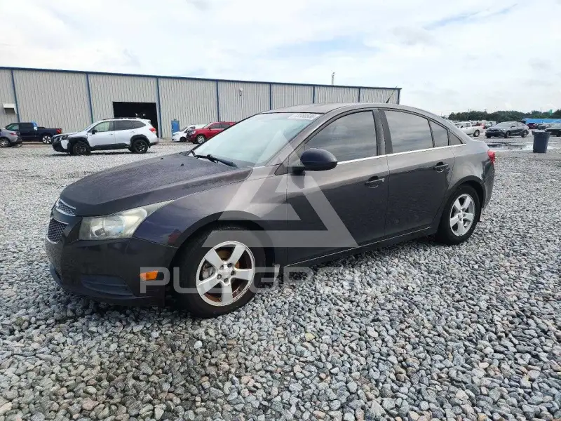 2014 Chevrolet Cruze photo