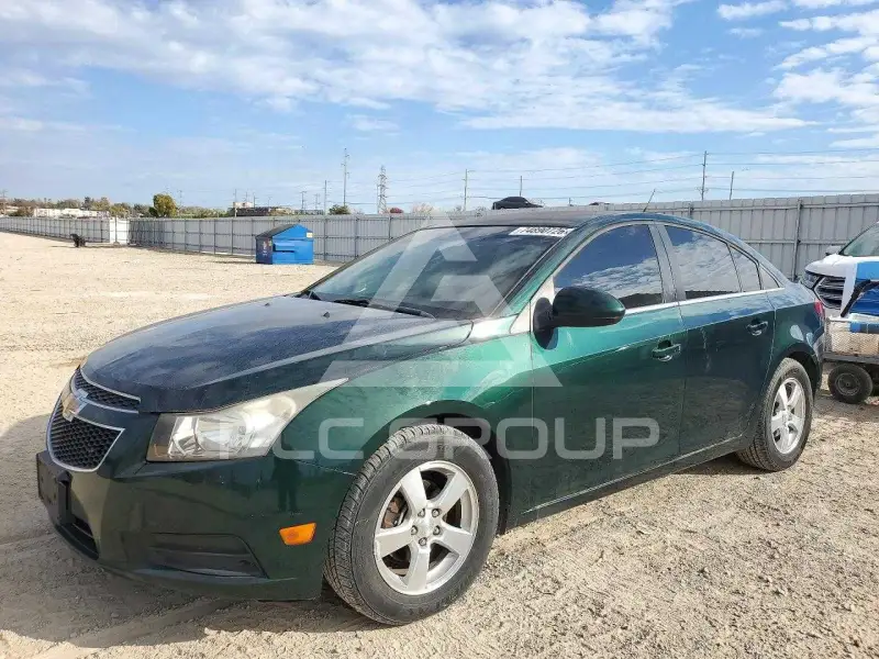 2014 Chevrolet Cruze фото