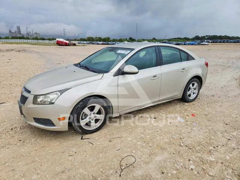 2014 Chevrolet Cruze photo