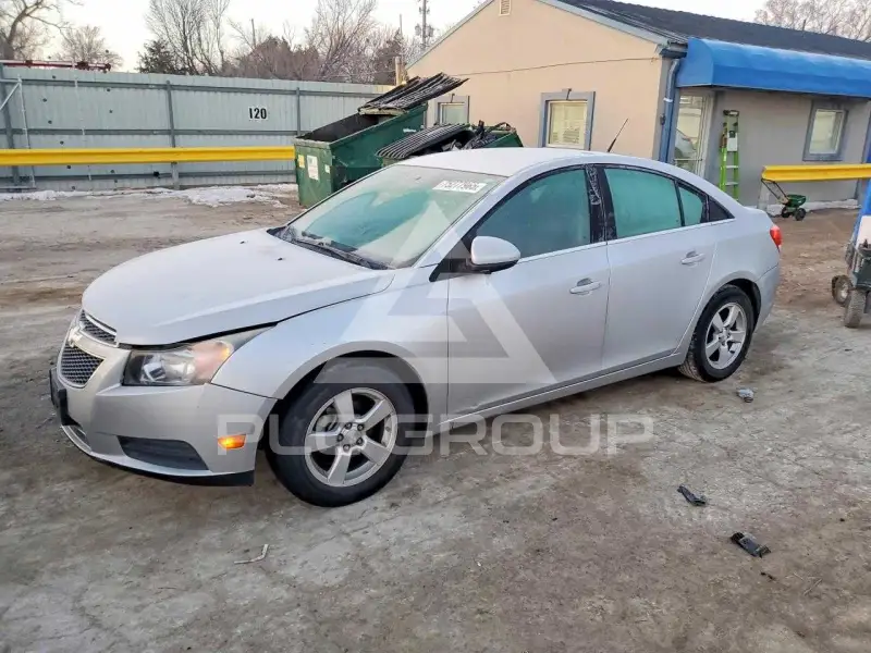 2014 Chevrolet Cruze photo