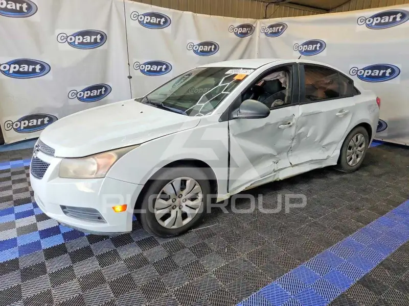 2014 Chevrolet Cruze фото
