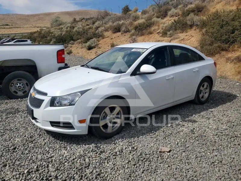 2014 Chevrolet Cruze фото